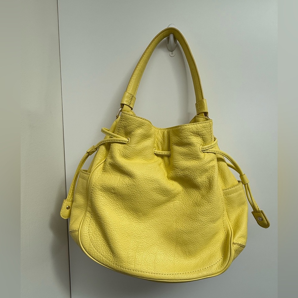 Cole Haan Yellow Leather Hobo Bucket Style Bag Great Condition - Picture 4 of 12